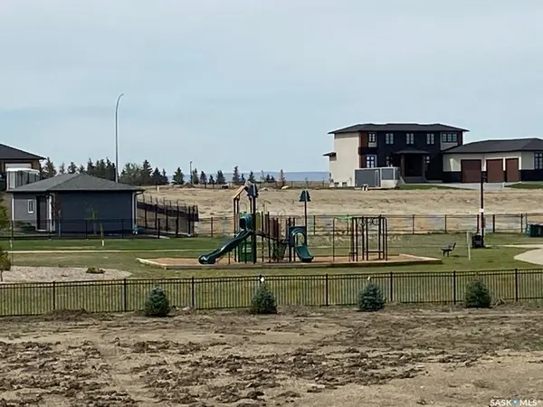 63 Iron Bridge PLACE, Moose Jaw, SK S6J 0B4