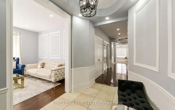 2 Learmont AVE, Caledon, ON L7C 3N3