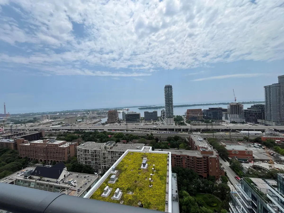 70 Princess ST #2709-3, Toronto C08, ON M5A 1Y4