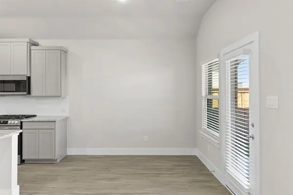 2372 Bell Way, Forney, TX 75126