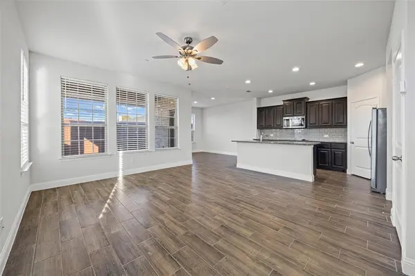 519 Sandiford Court, Mansfield, TX 76063