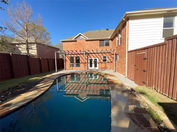 2406 Manchester Drive, Carrollton, TX 75006