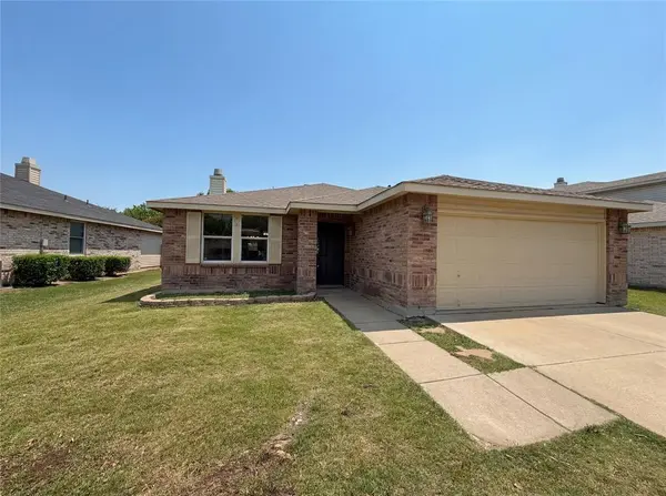 5145 Cliff Oaks Drive, Fort Worth, TX 76179