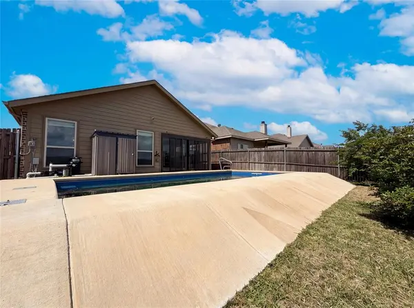 1704 River Oak Lane, Royse City, TX 75189