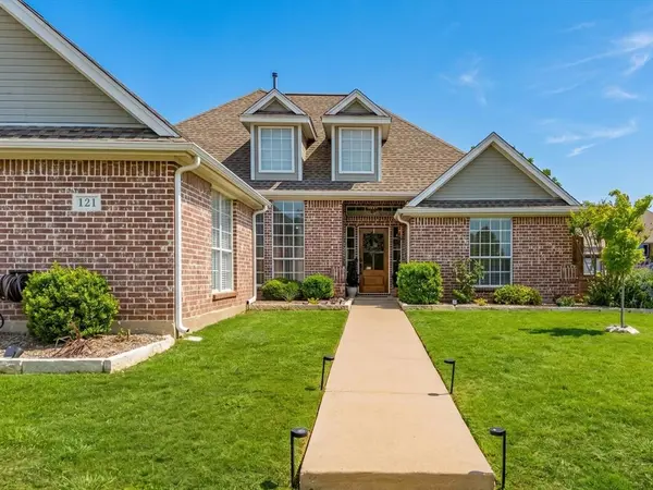 121 Daisey Lane, Justin, TX 76247