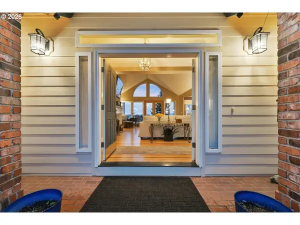 2031 NW COLUMBIA SUMMIT DR, Camas, WA 98607