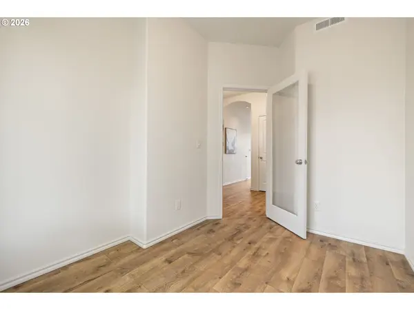 6512 NW 165TH AVE, Portland, OR 97229