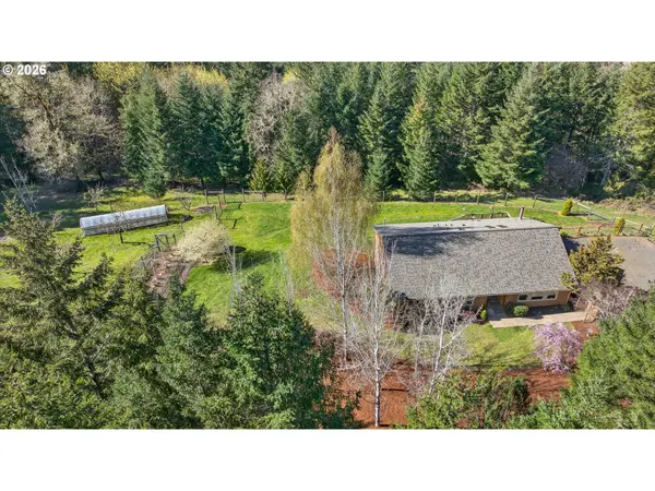 9400 SW ARROWWOOD RD, Mc Minnville, OR 97128