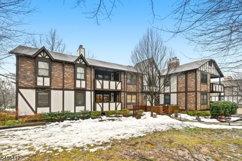 2H Heritage Dr #H, Chatham Twp., NJ 07928