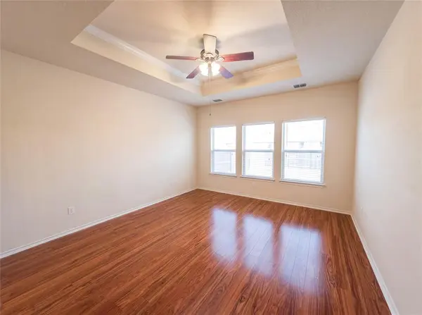 9816 Mullins Crossing Drive, Fort Worth, TX 76126