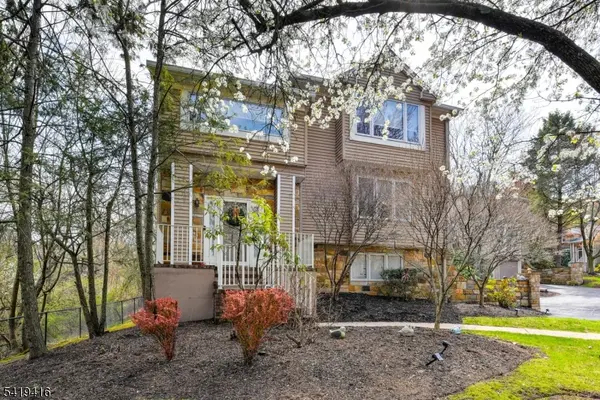 18 Dockery Dr, West Orange Twp., NJ 07052