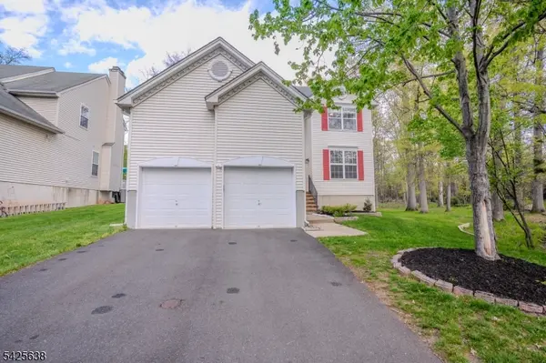 23 Huntley Way, Bridgewater Twp., NJ 08807