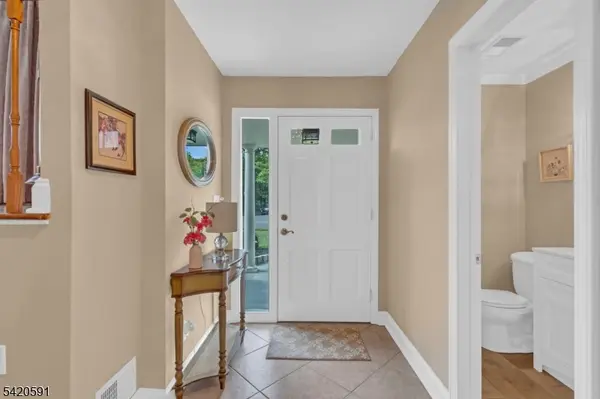 167 Barbara Pl, Middlesex Boro, NJ 08846