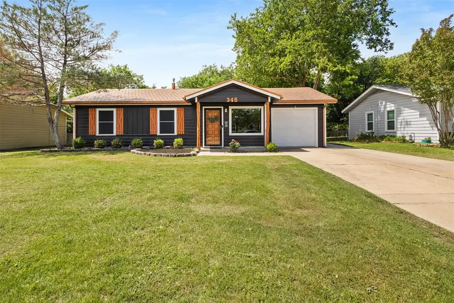 345 NW Lorna Street, Burleson, TX 76028