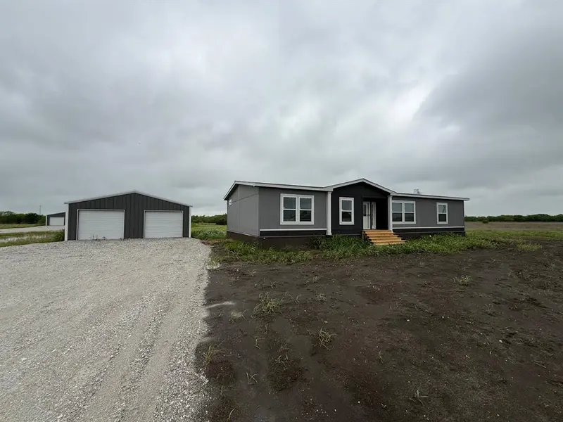 5945 County Road 1017, Joshua, TX 76058