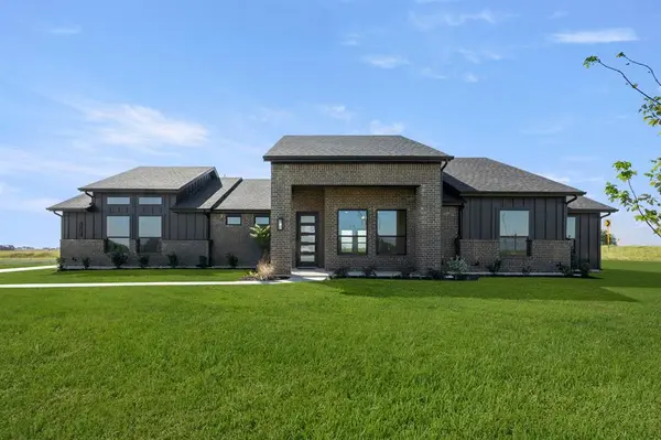 2910 Stella Rose, Waxahachie, TX 75165