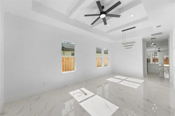 4107 Vineyard Drive, Dallas, TX 75212