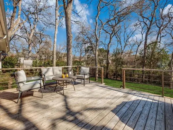 8306 Stonycreek Drive, Dallas, TX 75228