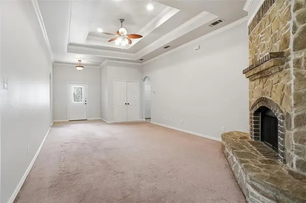 8102 Melrose Street E, White Settlement, TX 76108