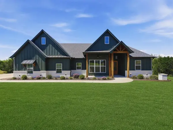 2032 Little Valley Court, Weatherford, TX 76087