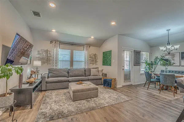 1805 Yale Street, Farmersville, TX 75442