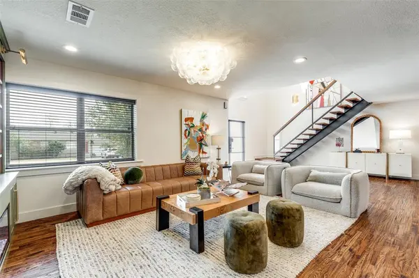 9831 Lakemont Drive, Dallas, TX 75220