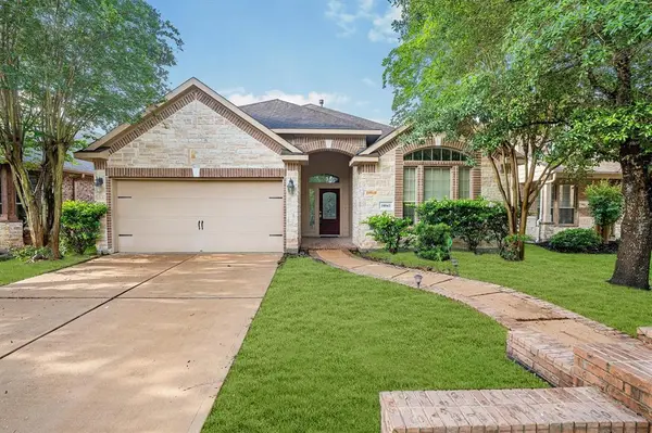 18843 Cove Pointe Drive, Cypress, TX 77433