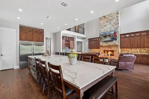 2005 Emma Drive, Tool, TX 75143