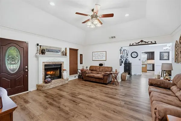 500 Seneca Drive, Waxahachie, TX 75165