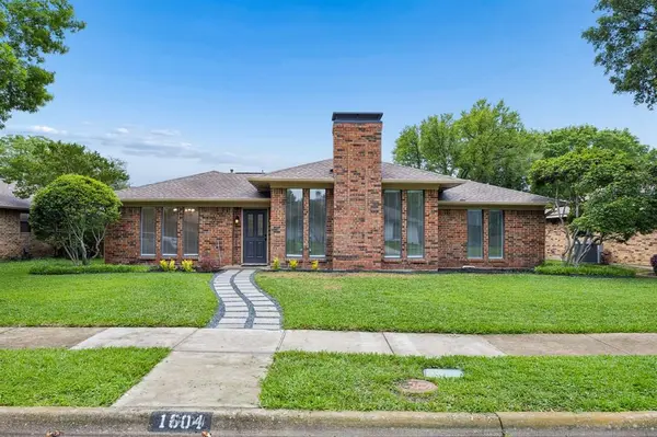 1604 Shadow Moss Way, Carrollton, TX 75007