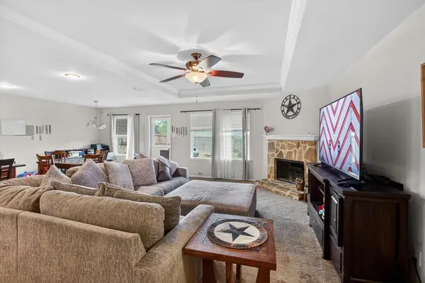 1256 Boxwood Lane, Burleson, TX 76028