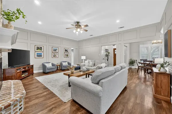 2007 Iron Horse Court, Arlington, TX 76017