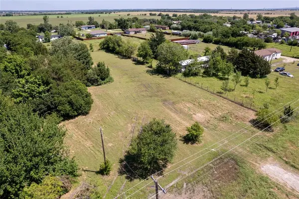 9917 E Highway 67, Alvarado, TX 76009