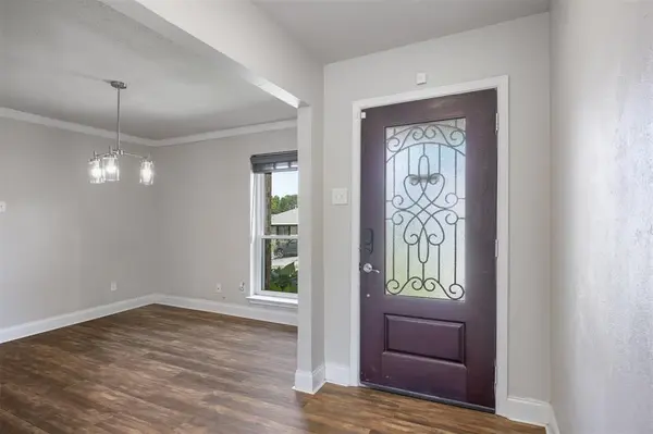 1614 Chesterfield Drive, Carrollton, TX 75007