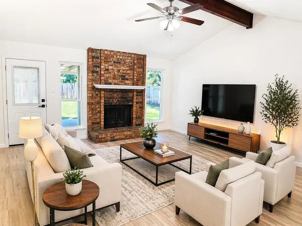 325 Juniper Drive, Arlington, TX 76018