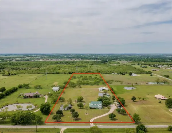 11054 County Road 2464, Poetry, TX 75160