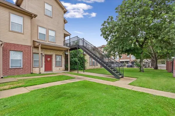 1401 Bagby Avenue #4, Waco, TX 76706
