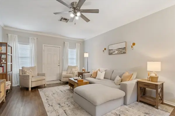 1401 Bagby Avenue #4, Waco, TX 76706