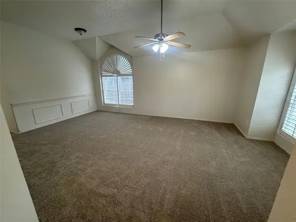 959 Grasswood Court, Arlington, TX 76017