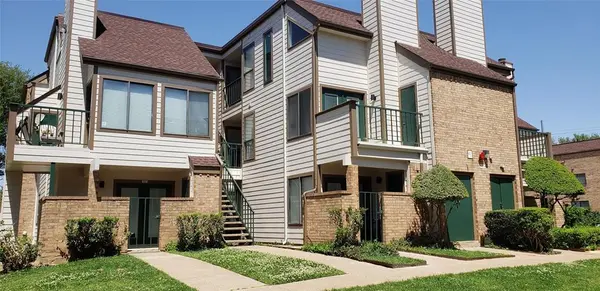 2312 Balsam Drive #A213, Arlington, TX 76006