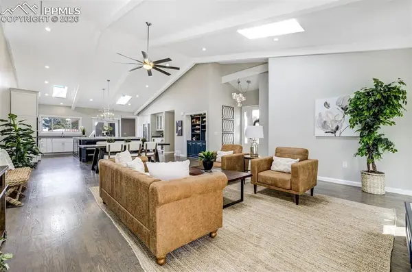 720 Count Pourtales DR, Colorado Springs, CO 80906