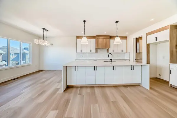 379 Rivercrest RD, Cochrane, AB T4C 3C6