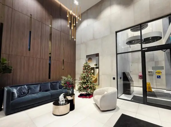 55 Mercer ST #320, Toronto C01, ON M5V 3W2