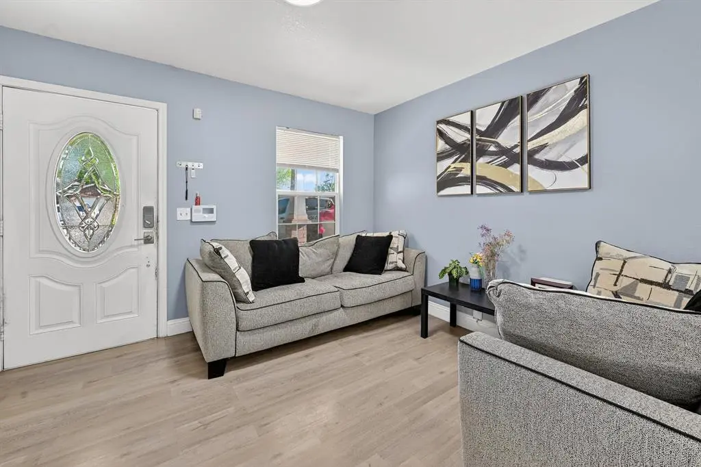 3445 Pinebrook Drive, Dallas, TX 75241