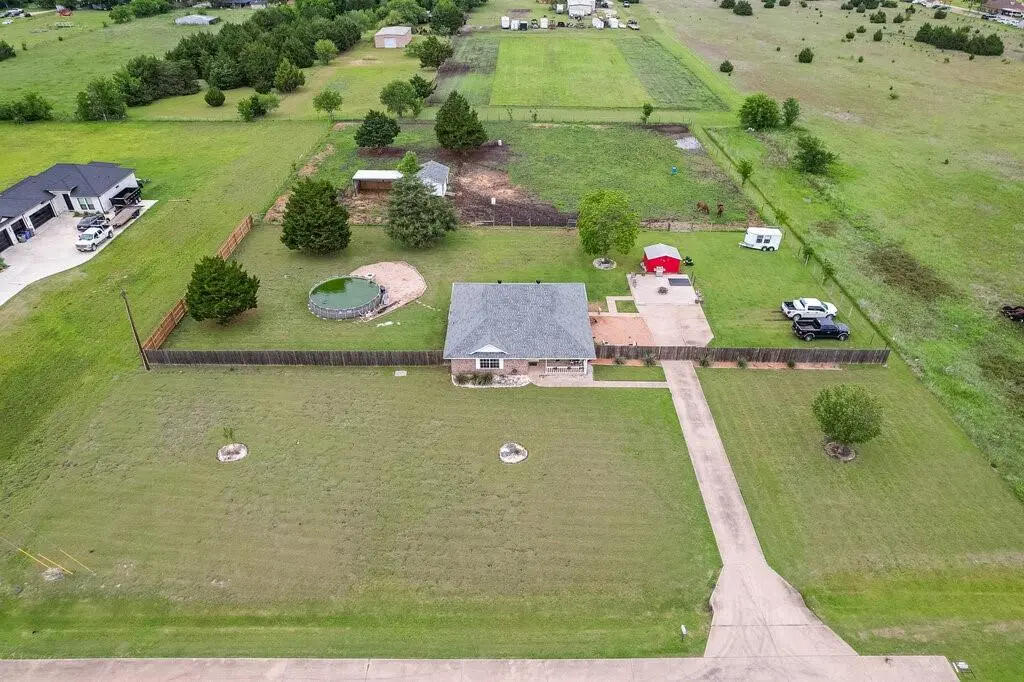 339 Meadow Lane, Red Oak, TX 75154