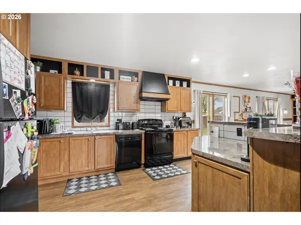 304 NE DAVALY AVE, Boardman, OR 97818