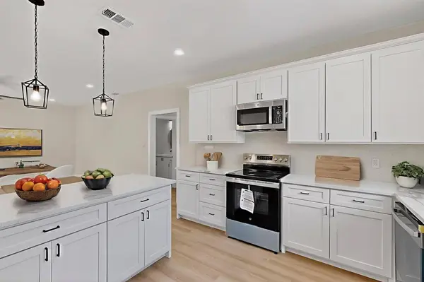 208 E Rusk Street, Rice, TX 75155