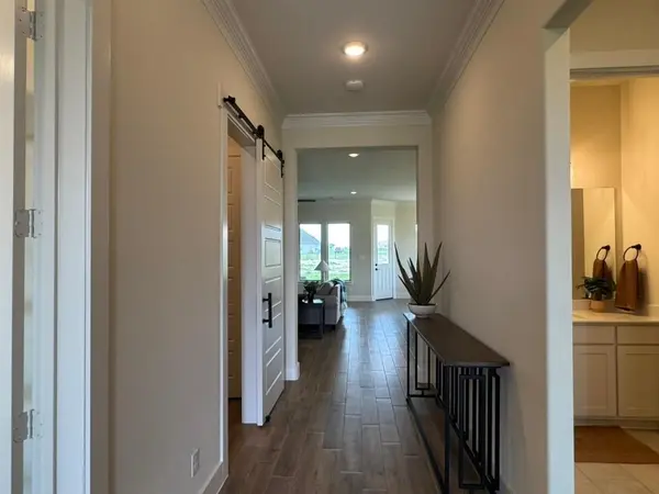 2433 Meteor Drive, Krum, TX 76249