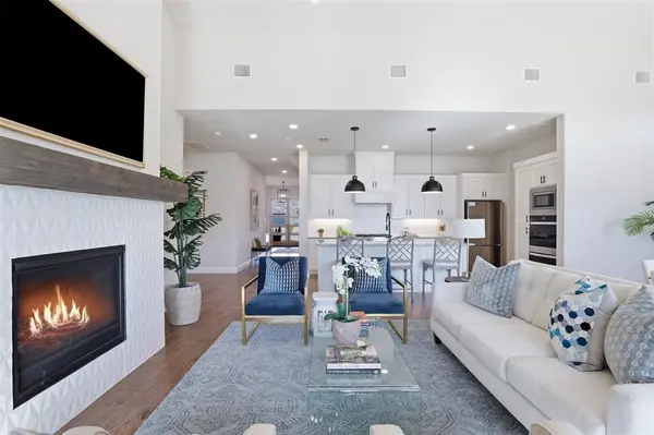 2209 Sandrellan Street, Fort Worth, TX 76008