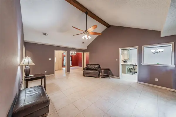 7525 Woodhaven Drive, North Richland Hills, TX 76182